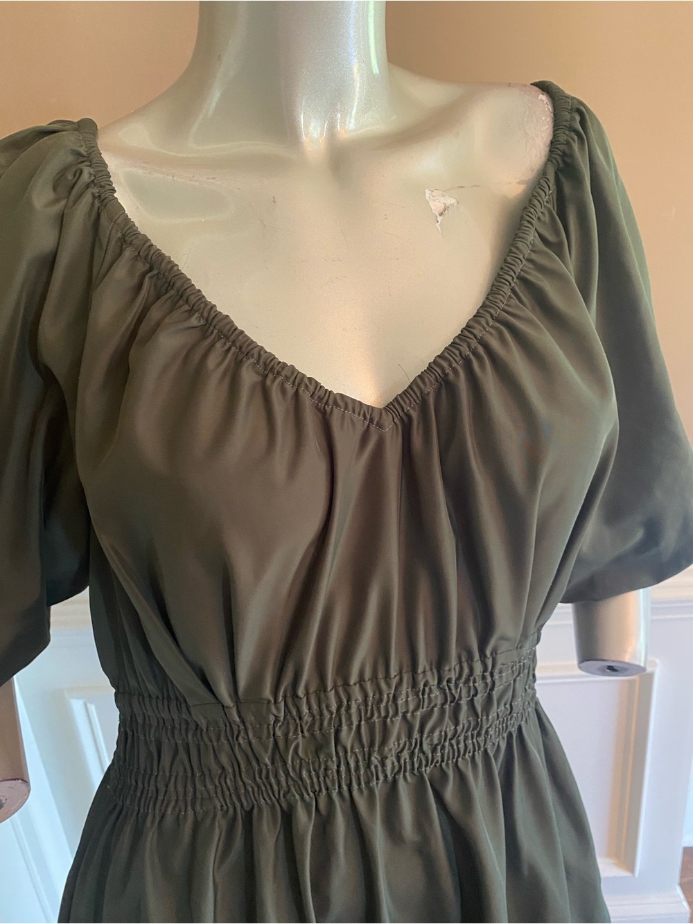 Marie Olive Ava Puff-Sleeve Maxi Dress Olive Green size M - Picture 3 of 7